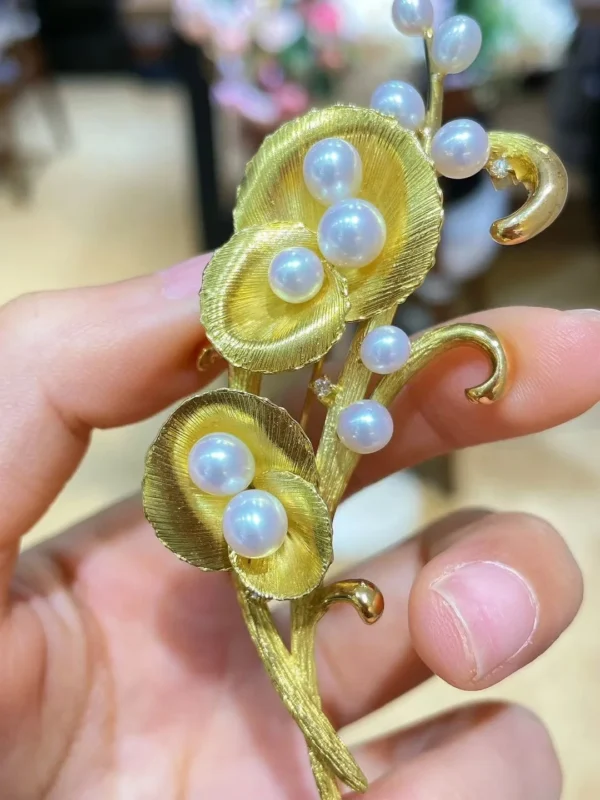 natural sea water pearl brooch 18K yellow gold with diamond genuine gemstone fine women jewelry high quality free shipping